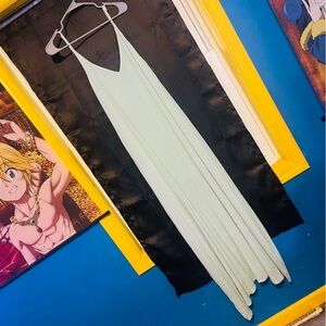 Fantastic Fawn Light Green Maxi Dress Large
